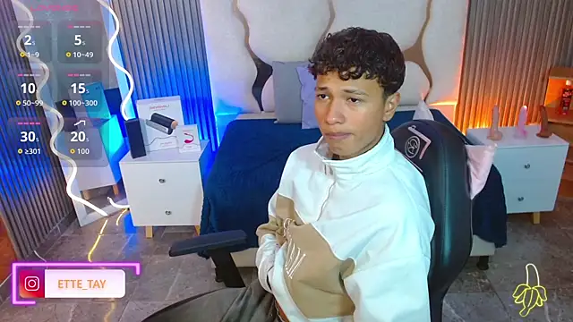 Ette_tay live sex cam