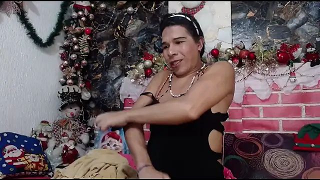 DesireDirtyTS__ live sex cam