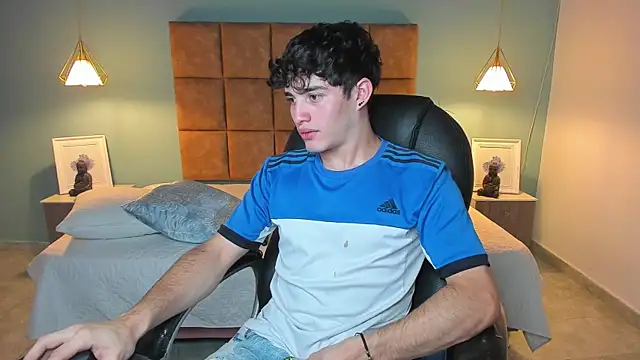 AlejooTwink live sex cam