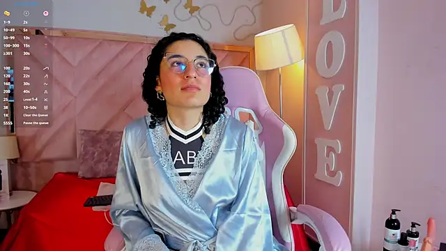 DemiJones_'s cam snapshot