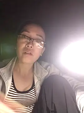 Feeling-hot's cam snapshot