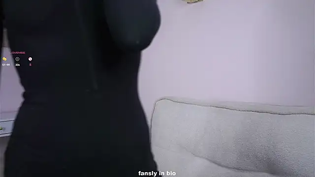 EleneButton's cam snapshot