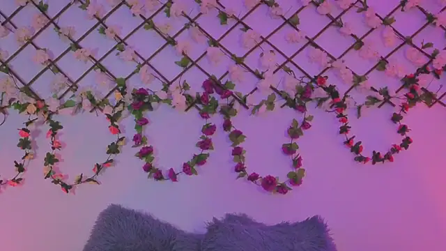 Lolarosesxs's cam snapshot