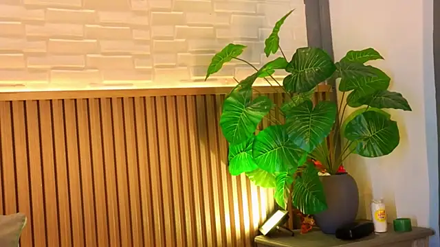 KarliSweet's cam snapshot