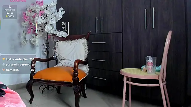 ashly_pnik1's cam snapshot