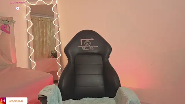 hina_tay live sex cam