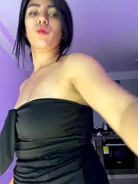 Sara-215's cam snapshot