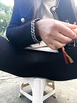 Yunami8's cam snapshot