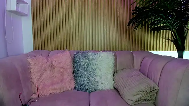 emmy_rosse_'s cam snapshot