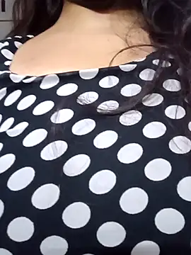 Aachal_7's cam snapshot