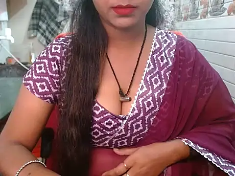 LovingPihu's cam snapshot