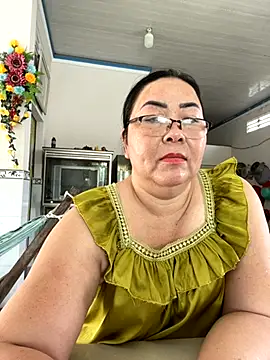 Alinat_'s cam snapshot