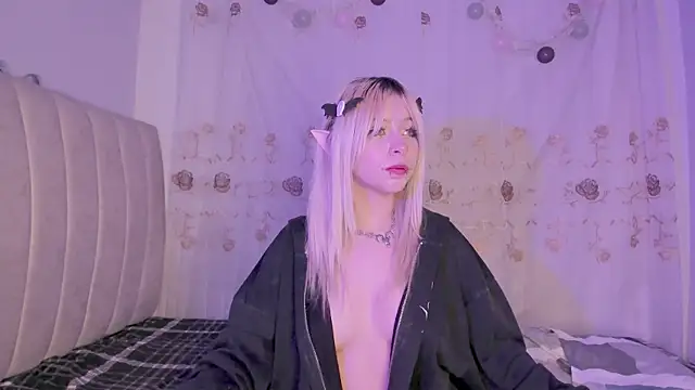 purplelilith3's cam snapshot