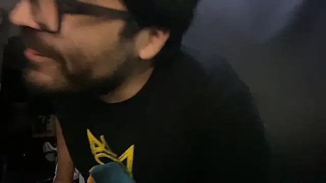 Freakydrag's cam snapshot