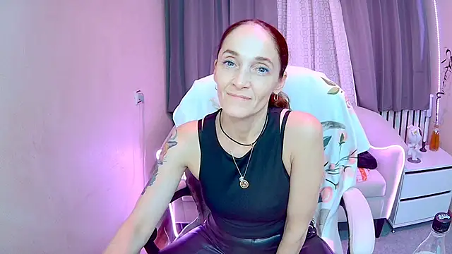 BreeTerner's cam snapshot