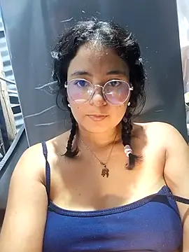 Lily-o's cam snapshot