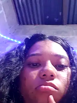 Violethroos's cam snapshot