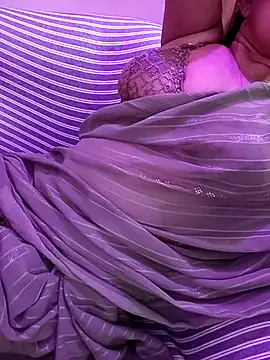 kaamuk_shweta live sex cam