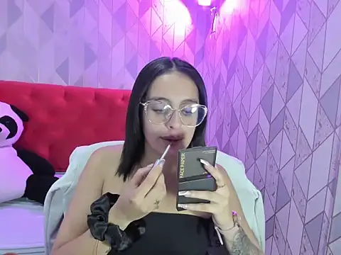 IsabellaRousset's cam snapshot