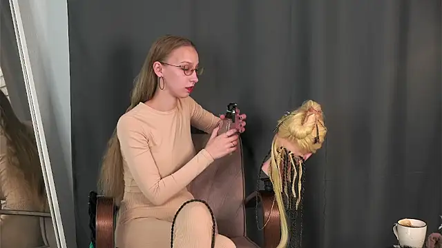 AnaArney's cam snapshot