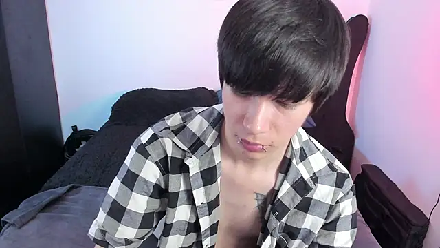 Adventure_twinks live sex cam