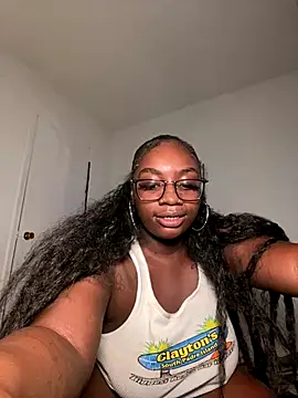 LillShayy's cam snapshot