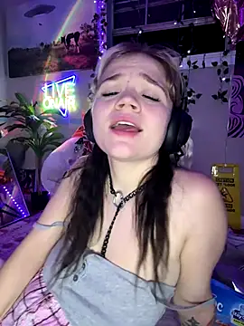 Cutiepiespanks live sex cam