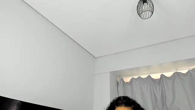 ConnieSmall24 live sex cam