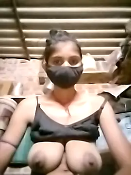 Joshi_Love143's cam snapshot