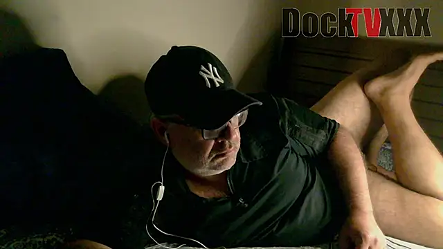 DockTVXXX's cam snapshot