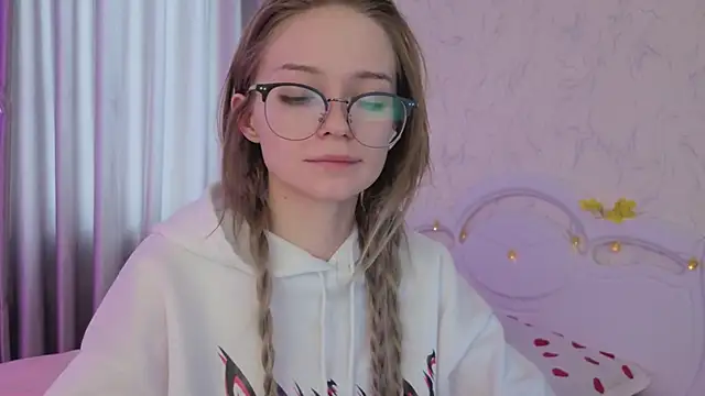 vialeta_baby live sex cam