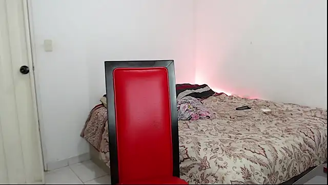 Alex_mojica live sex cam