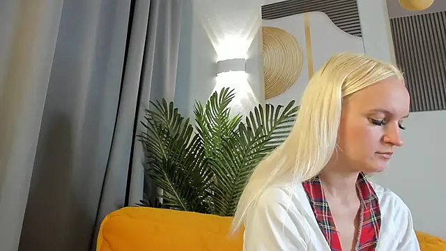 Ashley-Angel's cam snapshot