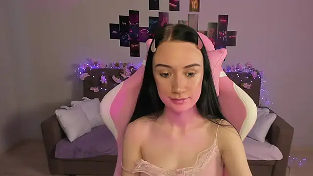 Arina_Meow19 live sex cam