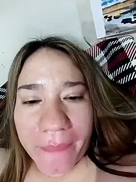 Gabyta37's cam snapshot