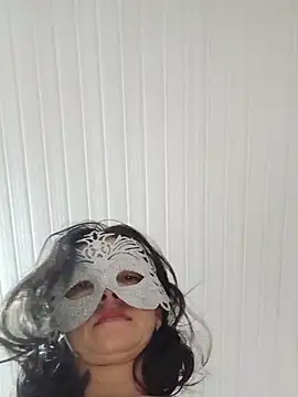 Luana_sexy42's cam snapshot