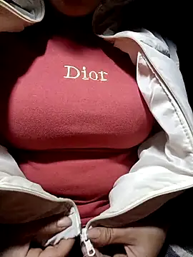 yoyo-mi's cam snapshot