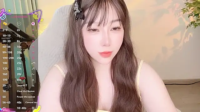 Liz-nn's cam snapshot