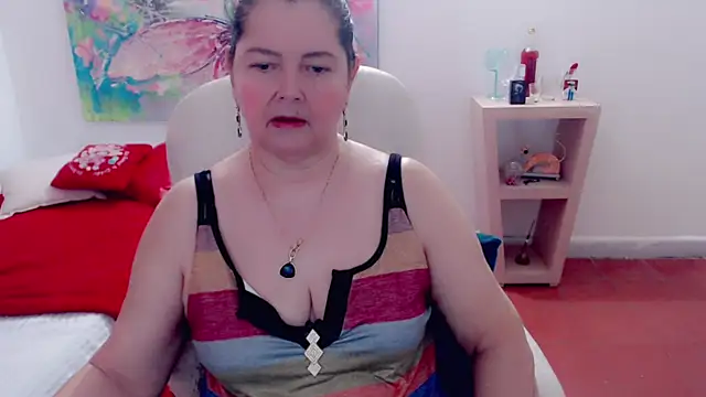 leonela_69's cam snapshot