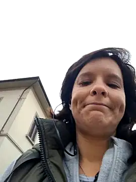 Piediniecollant's cam snapshot