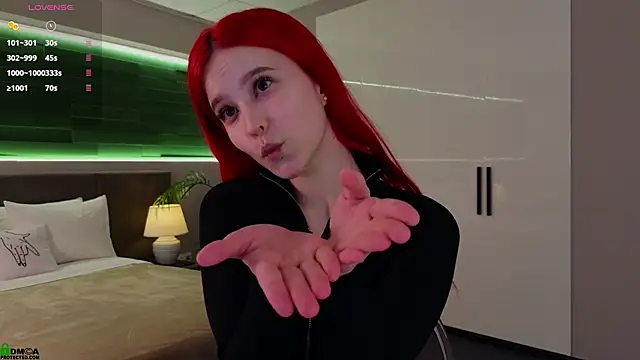 Rina_Red's cam snapshot