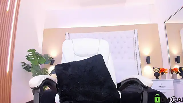 celeste_wayne's cam snapshot