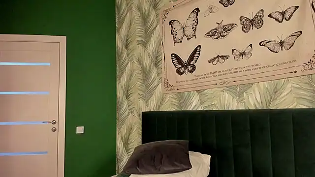 boozekirs_'s cam snapshot