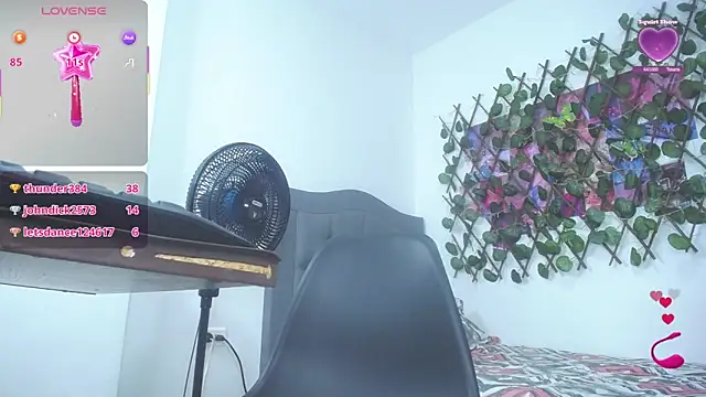 Nyra_naomi's cam snapshot