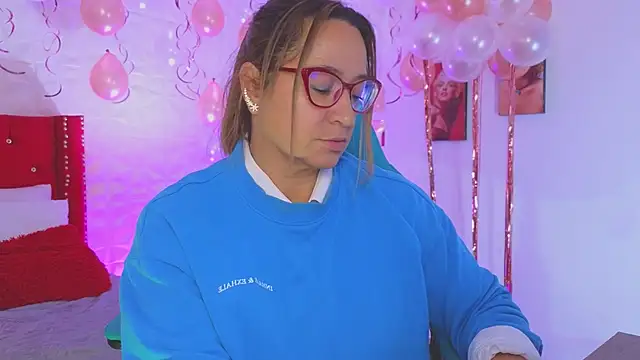 weet_Evans___'s cam snapshot