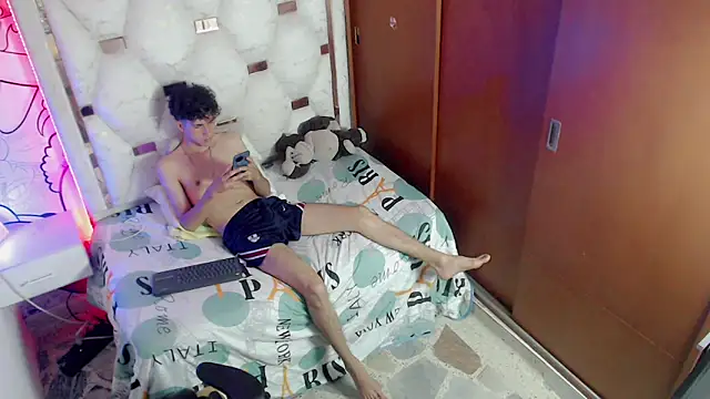 johnny_cagee live sex cam