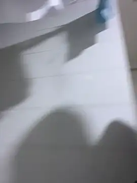 Maxim-Walker live sex cam