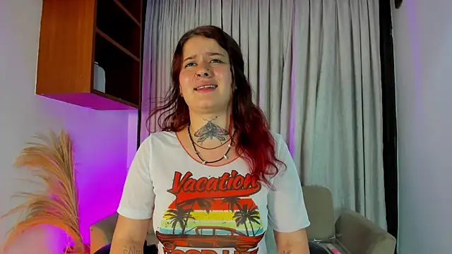 RosalineGrey live sex cam