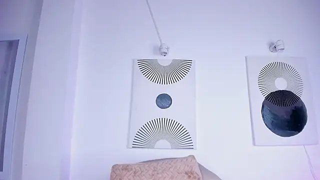 Ginni_charlotte's cam snapshot