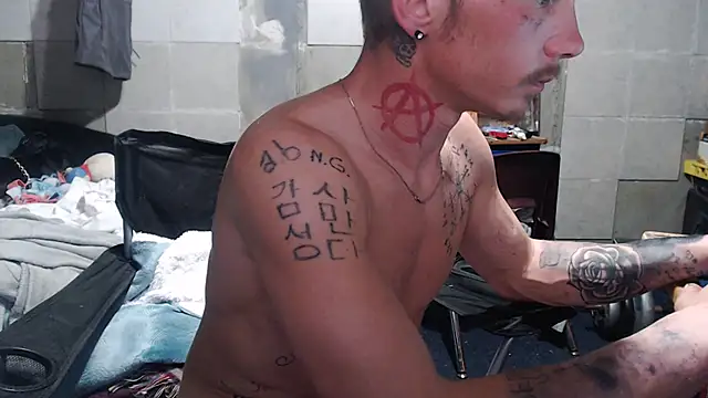 mastertrap live sex cam